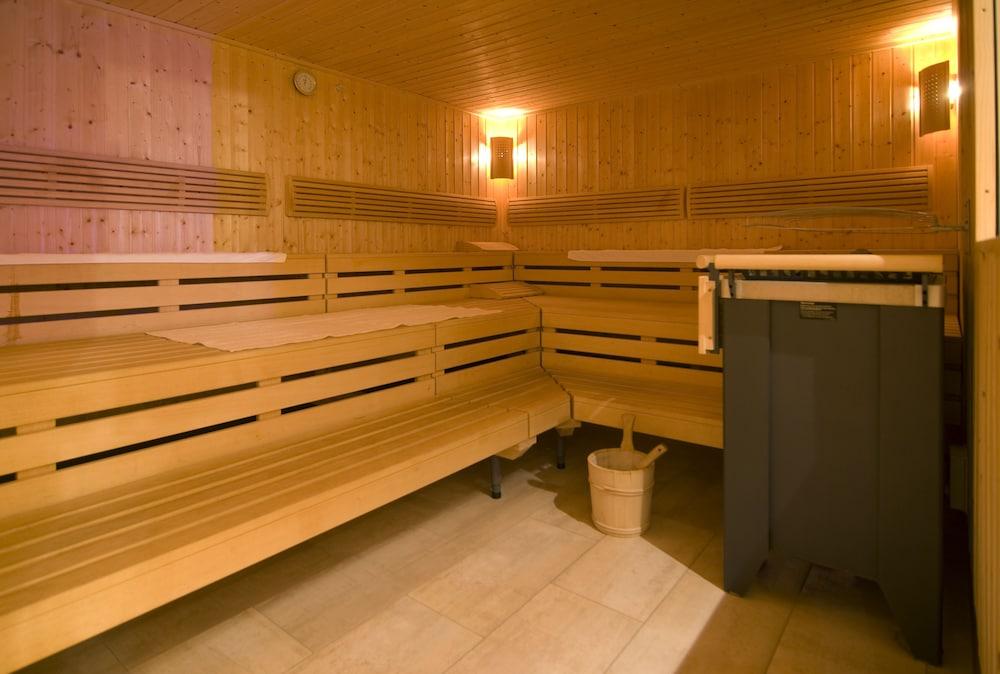 Hotel Braeuwirt Кирхберг ин Тирол Екстериор снимка