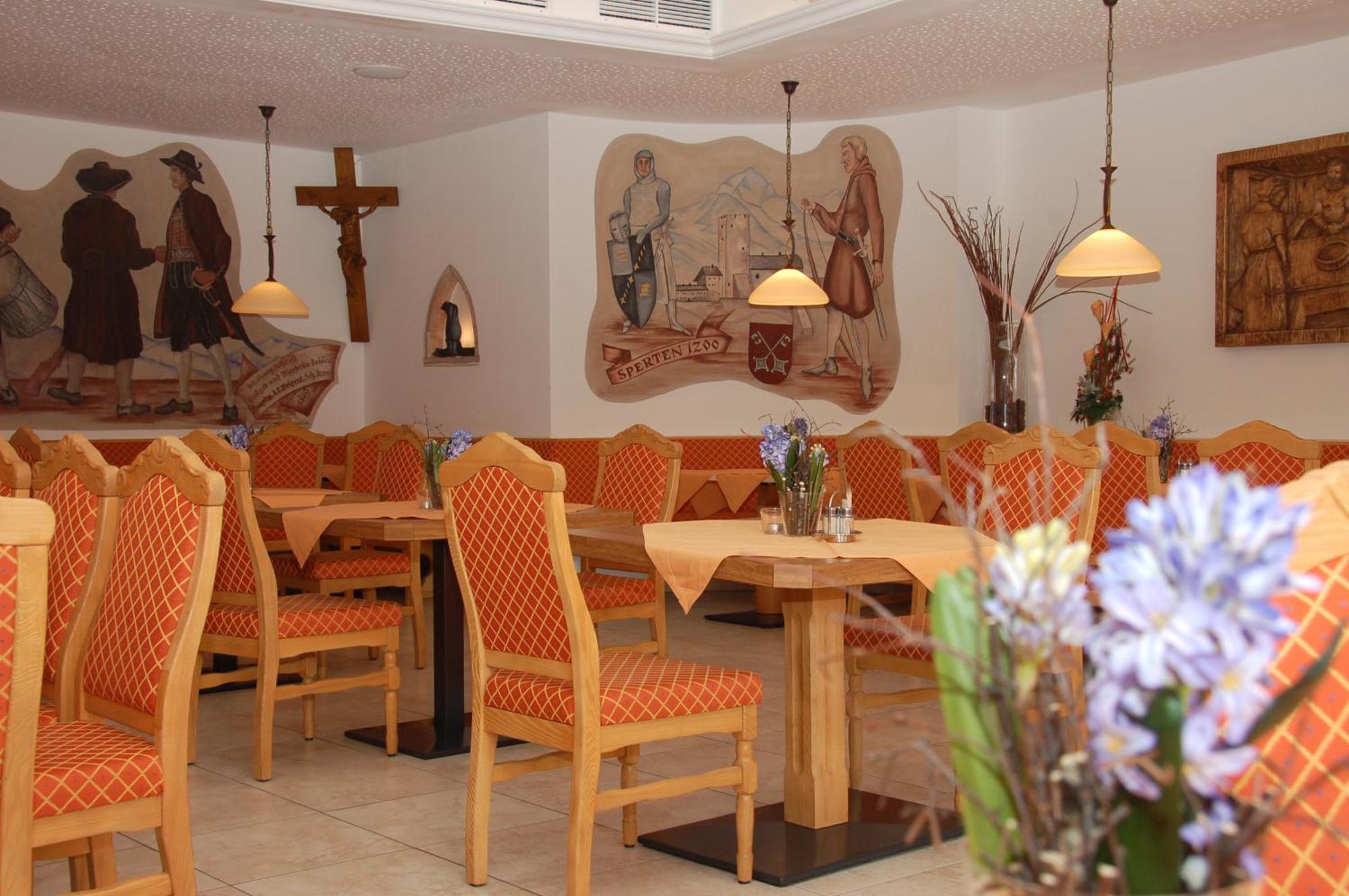 Hotel Braeuwirt Кирхберг ин Тирол Екстериор снимка
