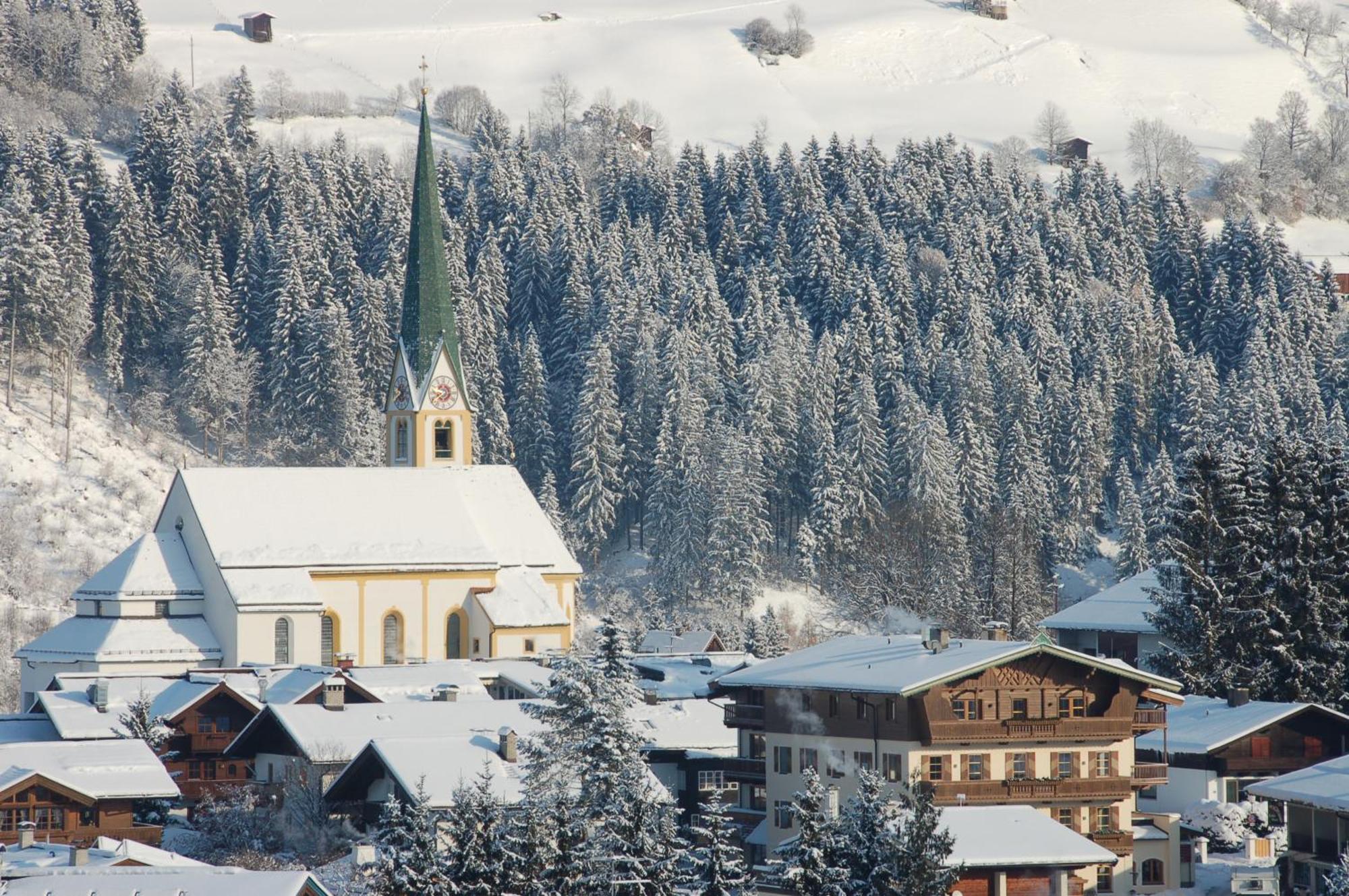 Hotel Braeuwirt Кирхберг ин Тирол Екстериор снимка