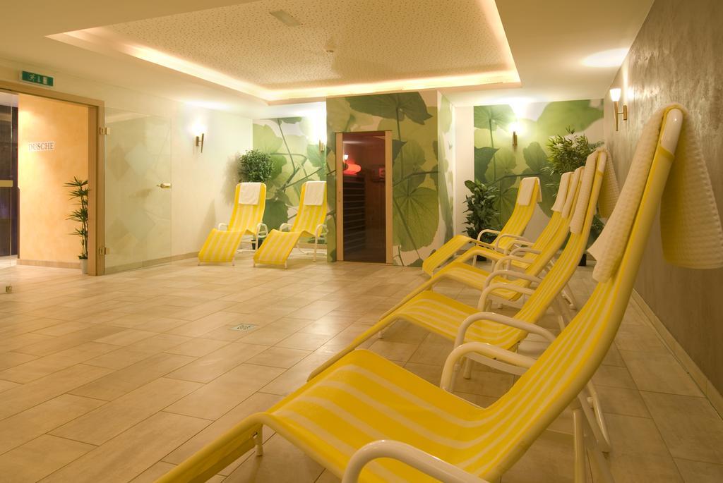 Hotel Braeuwirt Кирхберг ин Тирол Екстериор снимка